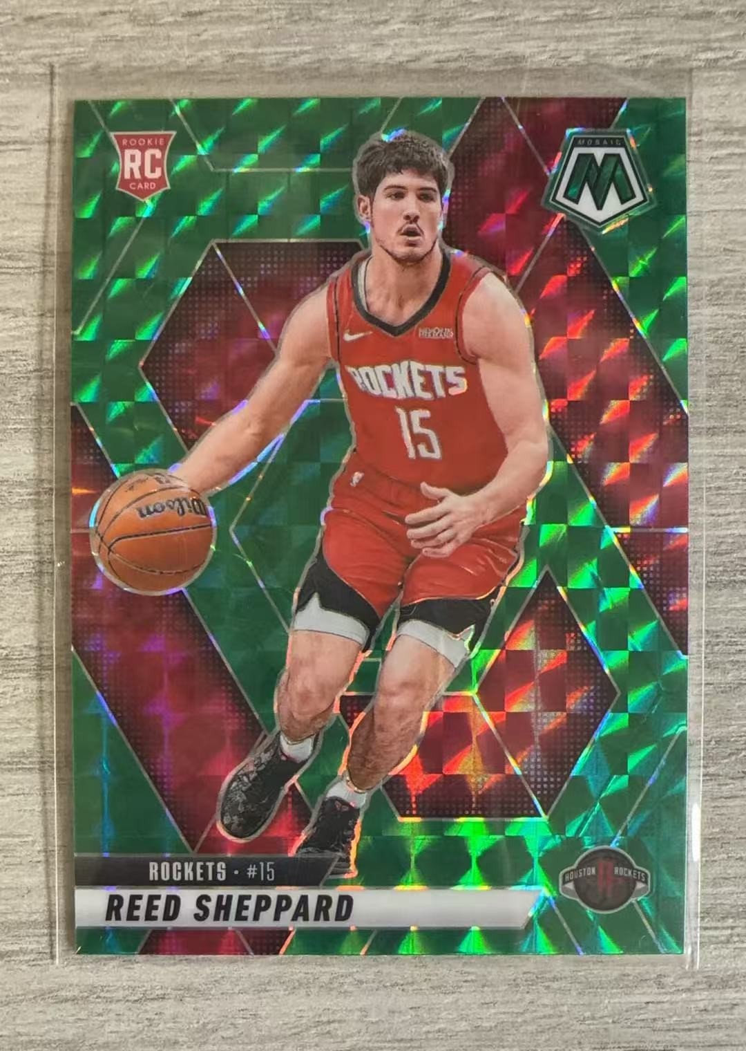 2024-25 Panini Mosaic Green Mosaic Prizm #249 Reed Sheppard RC Rockets