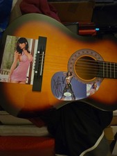 KATY PERRY autogtaphed SIGNED full size acoustic GUITAR 38