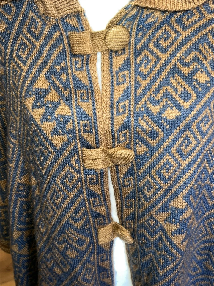 Women's Alpaca Wool Hooded Knit Yarn Cape Coat Poncho - one size - Image 4 of 4