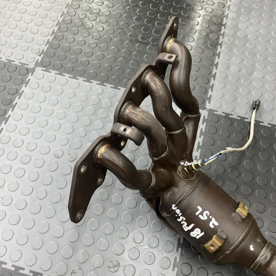 Ford Fusion 2015-2019 colector de escape 2,5 L OEM Foto 2 de 4