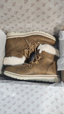 Cliffs by White Mountain Harisson Tan Faux Fur Lined Boots Size 9