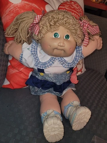 VTG Coleco 1985 Cabbage Patch Kids Doll Head Mold #2 Dimples Outfit Weebok Shoes