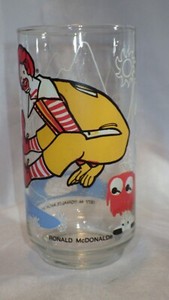 1977 McDonaldland Action Series McD's Ronald McDonald Promo Drinking Glass - a1