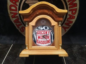 STANDARD OIL SOCONY MOTOR GASOLINE VINTAGE GAS & OIL GAS MANTEL CLOCK SONY