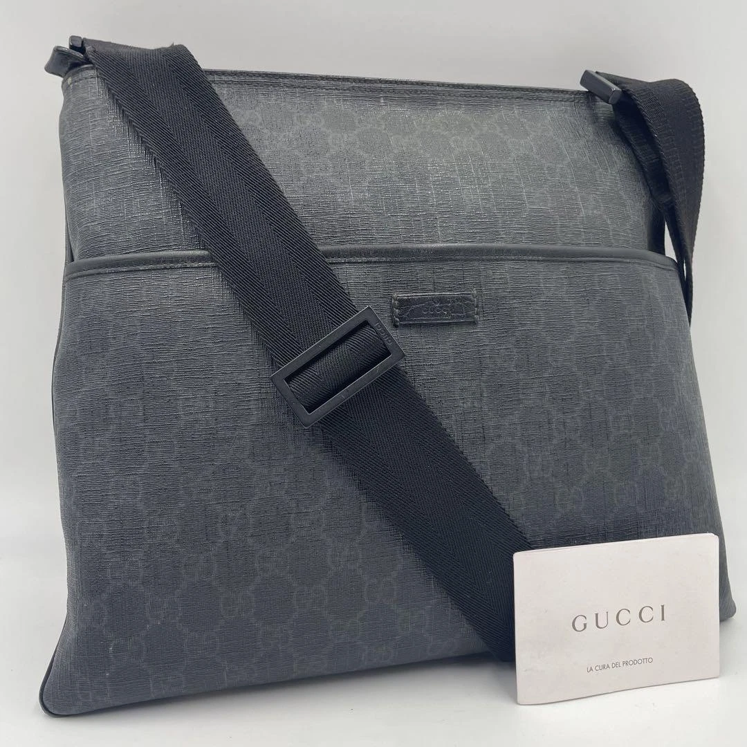 GUCCI GG Supreme Shoulder Bag Black PVC Men's Authentic USED