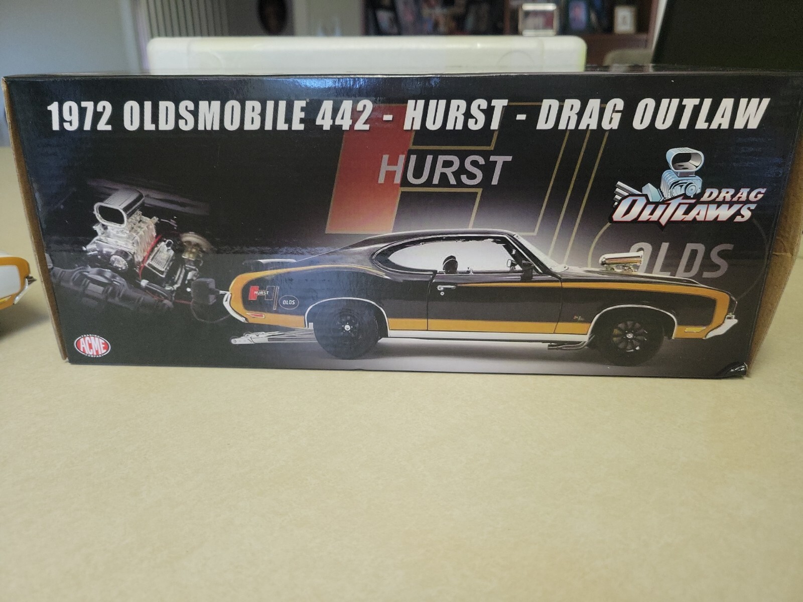 1:18 Acme 1972 Oldsmobile 442 Hurst Drag Outlaws Signed Linda Vaughn ...