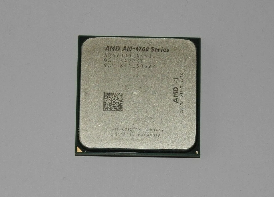 AMD A10-Series A10- 6700 3,7GHz AD67000KA44HL Prozessor FM2 + Wärmeleitpaste - Bild 1 von 1