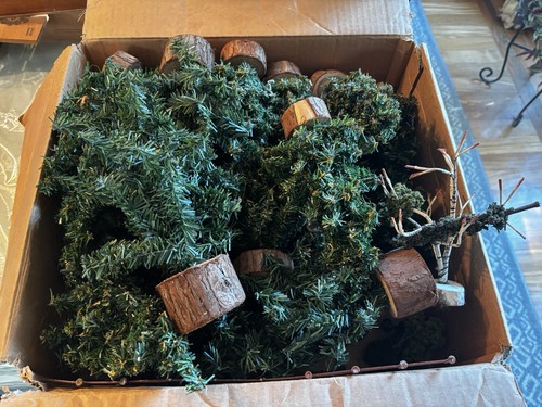 Full Box Of HO Gauge Landscaping Trees