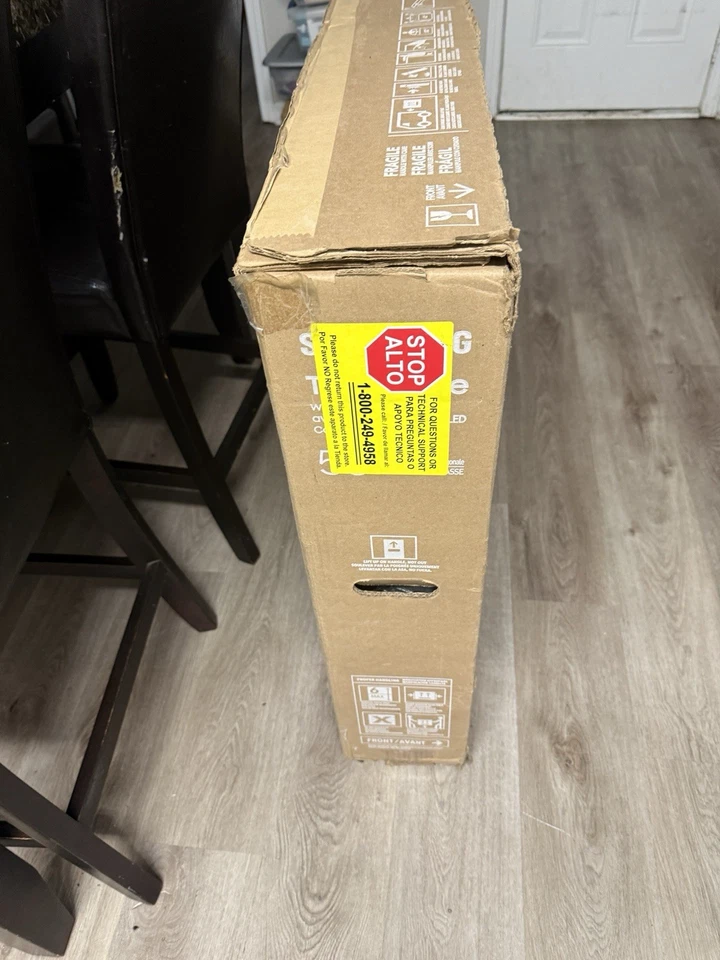 Samsung - 55” LS03D The Frame Series QLED 4K - (2024) QN55LS03DAF NEW - Image 3 of 4