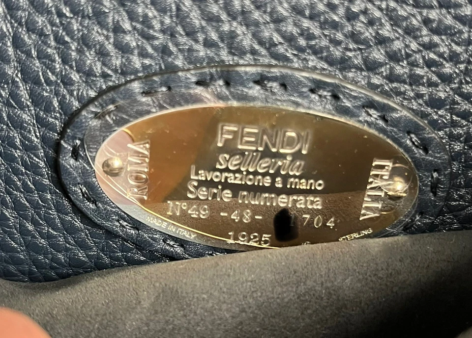 Fendi Peekaboo, foto 3 di 3