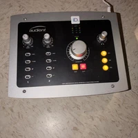 Audient ID22 2 Channel Audio Interface TESTED WORKING