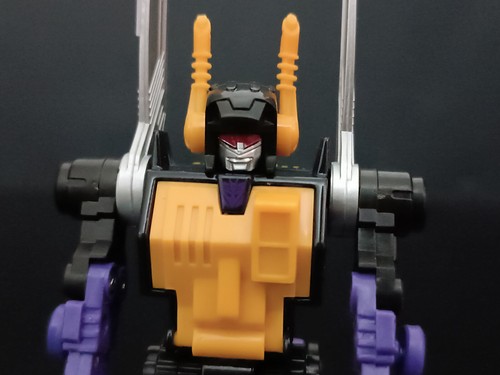 HASBRO 2023 TRANSFORMERS REISSUE INSECTICON KICKBACK LOT X2 NO ENERGON CUBES - Picture 11 of 18