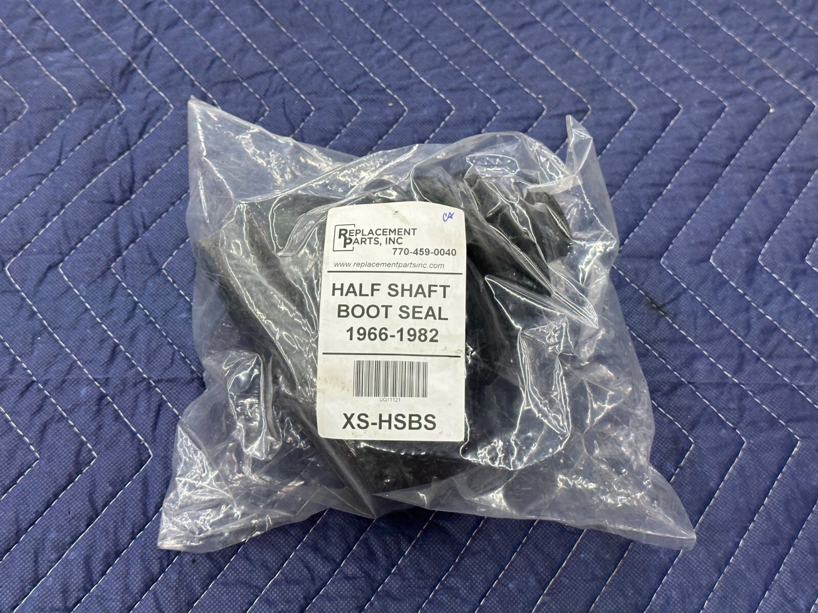 1970 Rolls Royce Half Shaft Boot (New 2/2) PN:UG11121