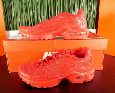 nike air max plus triple red