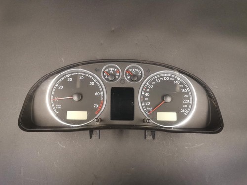 VOLKSWAGEN PASSAT INSTRUMENT CLUSTER P/N 3B0920847D, 3B/GP, 03/97-11/05 97 98 99