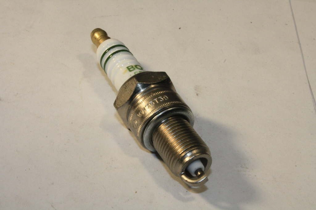 Bosch Spark Plug W175T30 W7D