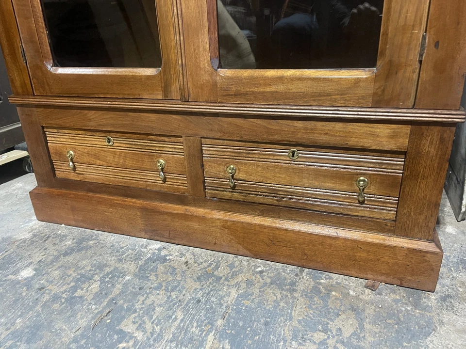 Antique Victorian Walnut Bookcase - Image 4 of 4