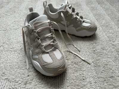 Nike Damenschuhe 35,5 Tech Hera Light Brown Neuwertig Sneaker Kinderschuhe 