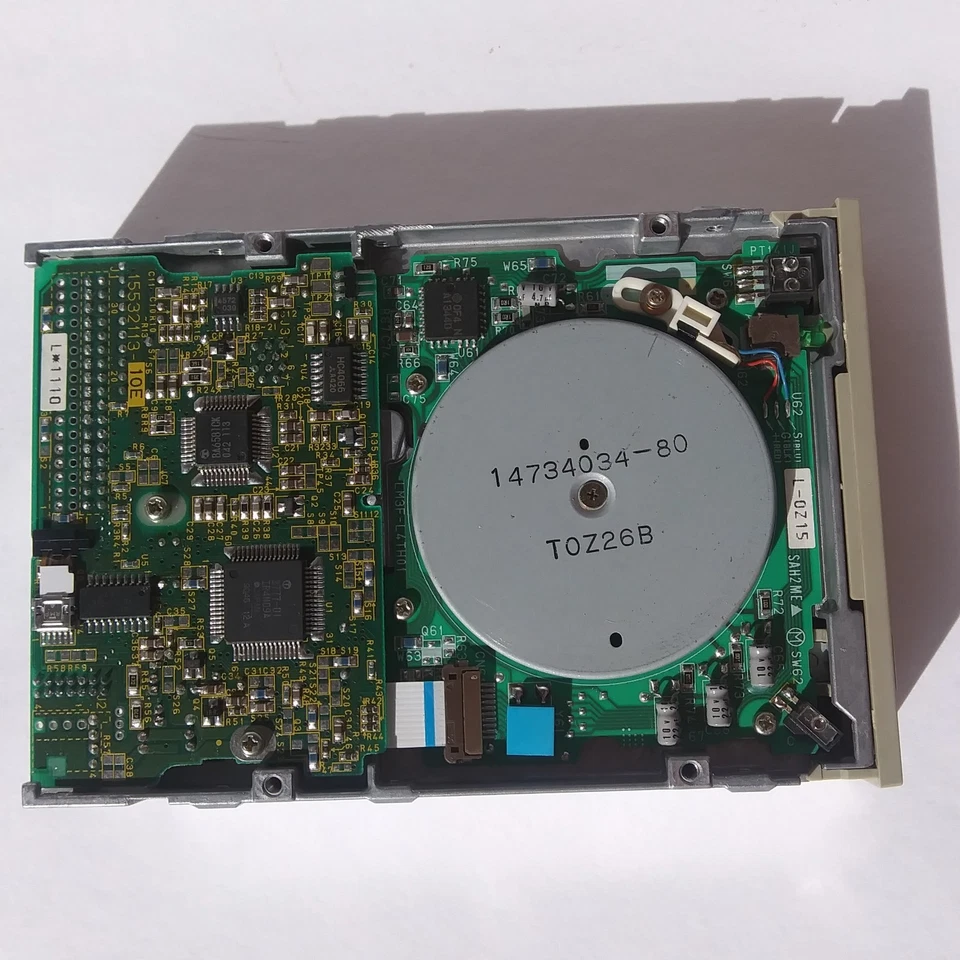 Vintage Internal Hard Drive PCB Logic Board Assembly 14734034-80 TOZ26B - Image 2 of 4