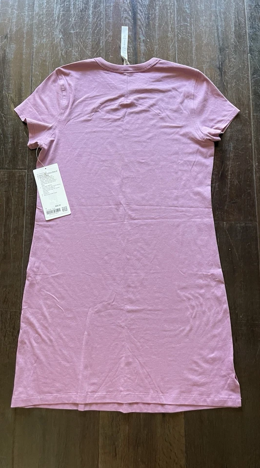 Nuevo con etiquetas Vestido Camiseta Lululemon Calce Clásico Mezcla Algodón Talla 4 Terciopelo Rosa Polvo $88 Foto 4 de 4