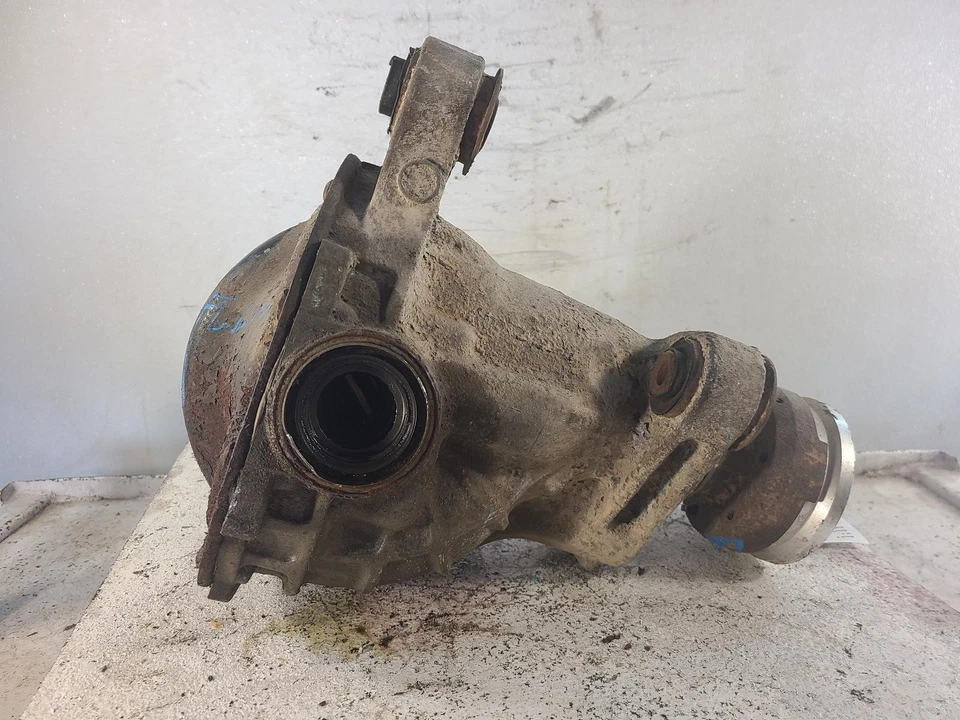 Used Differential Carrier Assembly fits: 2014 Ford Ford f150 pickup Front Axle 3 Foto 3 de 4