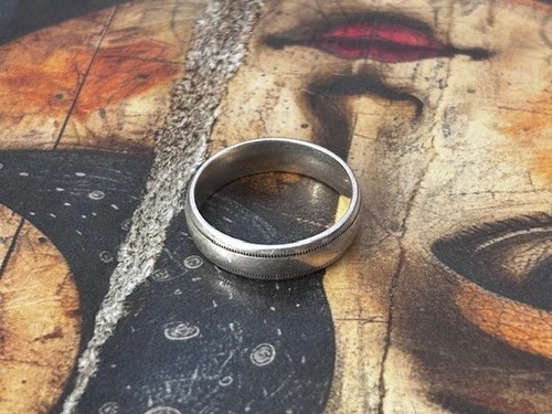 Vintage Classic Sterling Silver Band 925 Size 10.25