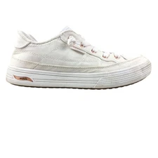 Skechers Women's Size 7.5 Arcade Meet Ya There White Low Top Sneakers 177190