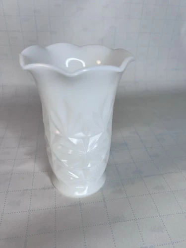 Vintage Anchor Hocking White Milk Glass Crosshatch Scalloped Rim Flower Vase