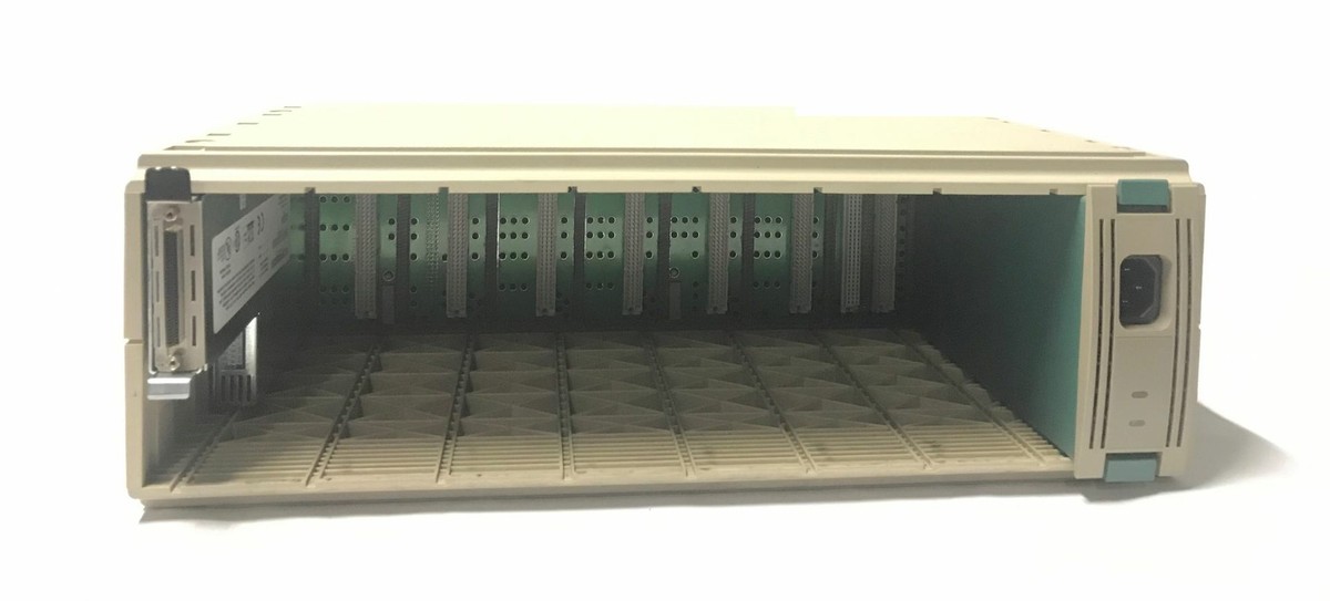 DEC 70-31489-01 STORAGEWORKS 7-slot DRIVE SHELF 16BIT BA356-JA