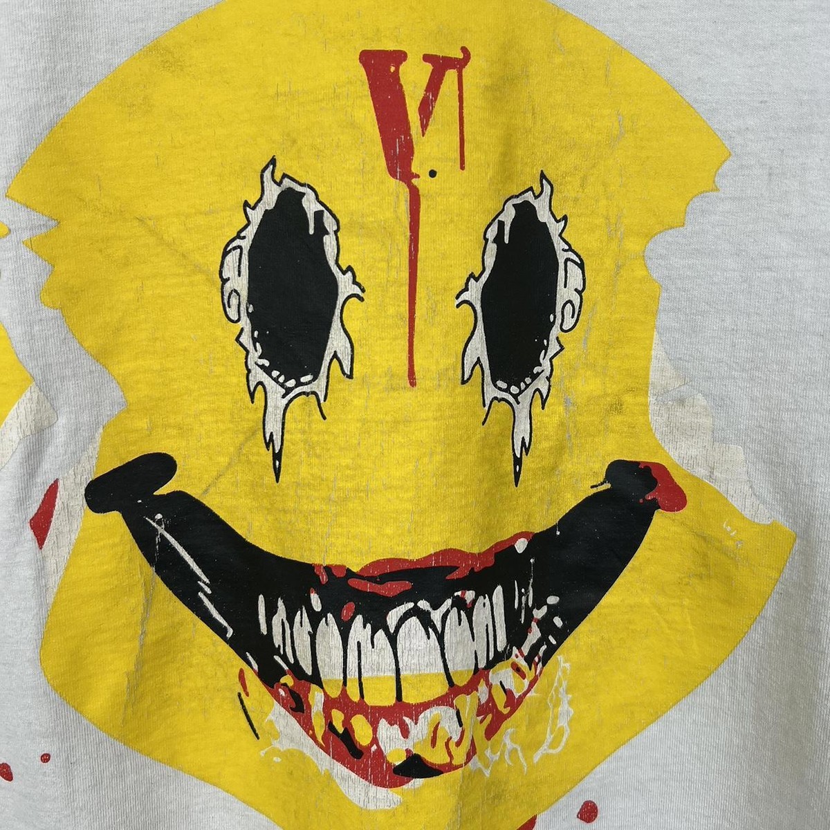 Vlone smiley face t-shirt | eBay