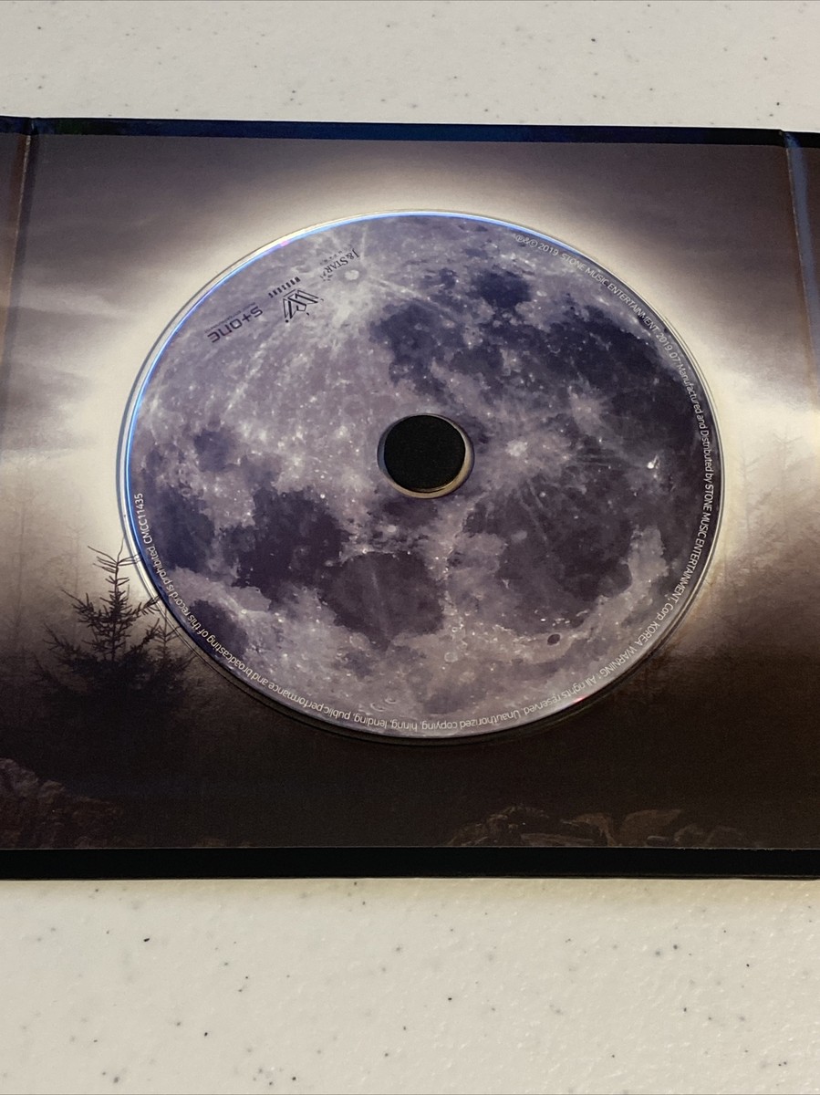 Kim Woo Sung Kpop The Rose 1st Mini Album Wolf Opened With Picture