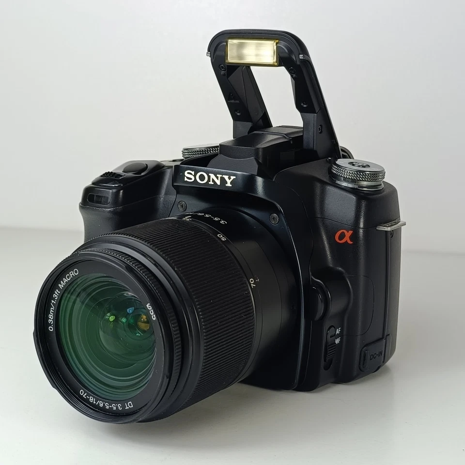 Sony Alpha 100, photo 1 of 5