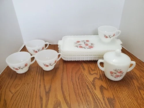 Anchor Hocking Fire King 1960s  Primrose Milk Glass Snack Set of 4 + Sugar Bowl