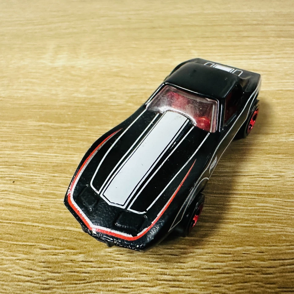 Chevrolet Corvette Stingray HW 76 suave a salvaje 2016 negro rojo Foto 2 de 4