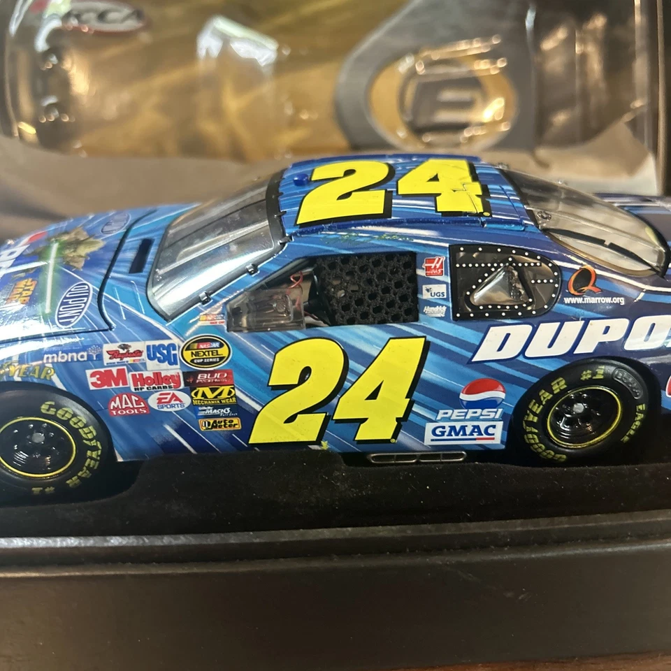 2005 Jeff Gordon Pepsi/Star Wars III Action RCCA Elite Talladega 1:24 - Image 3 of 4