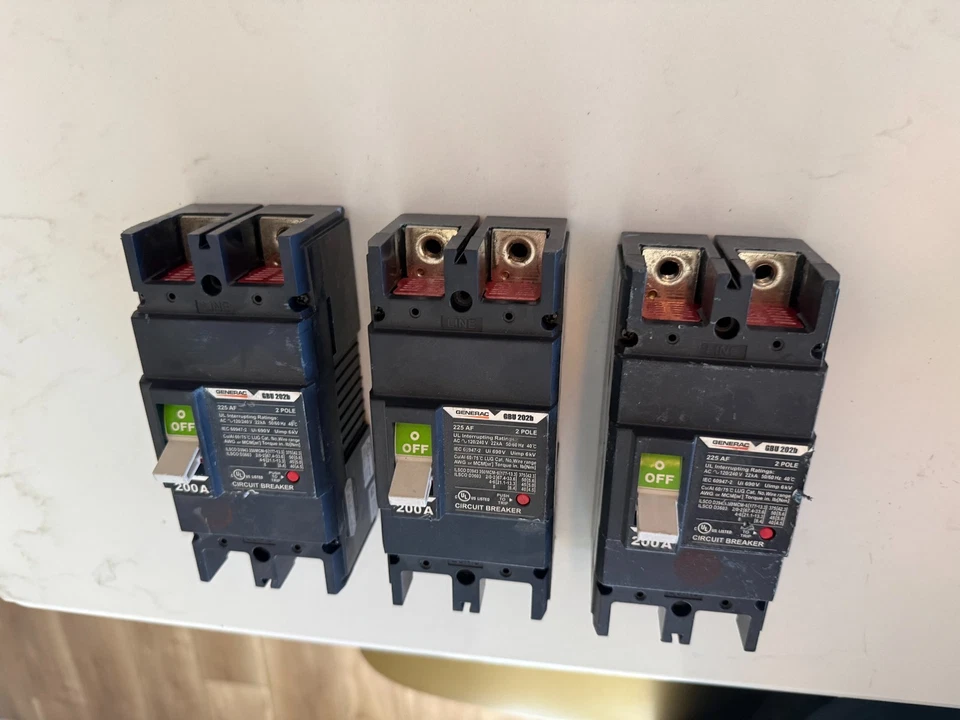 Generac GBU 202b 200 А 2-полюсный автоматический выключатель 120/240 В 225AF 2P 200A новый в наличии - Изображение 3 из 3