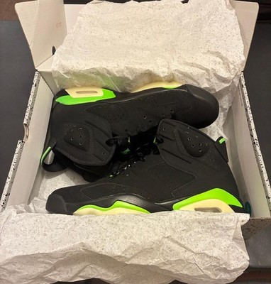 Sz 10.5 - Jordan 6  Electric Green (2021)