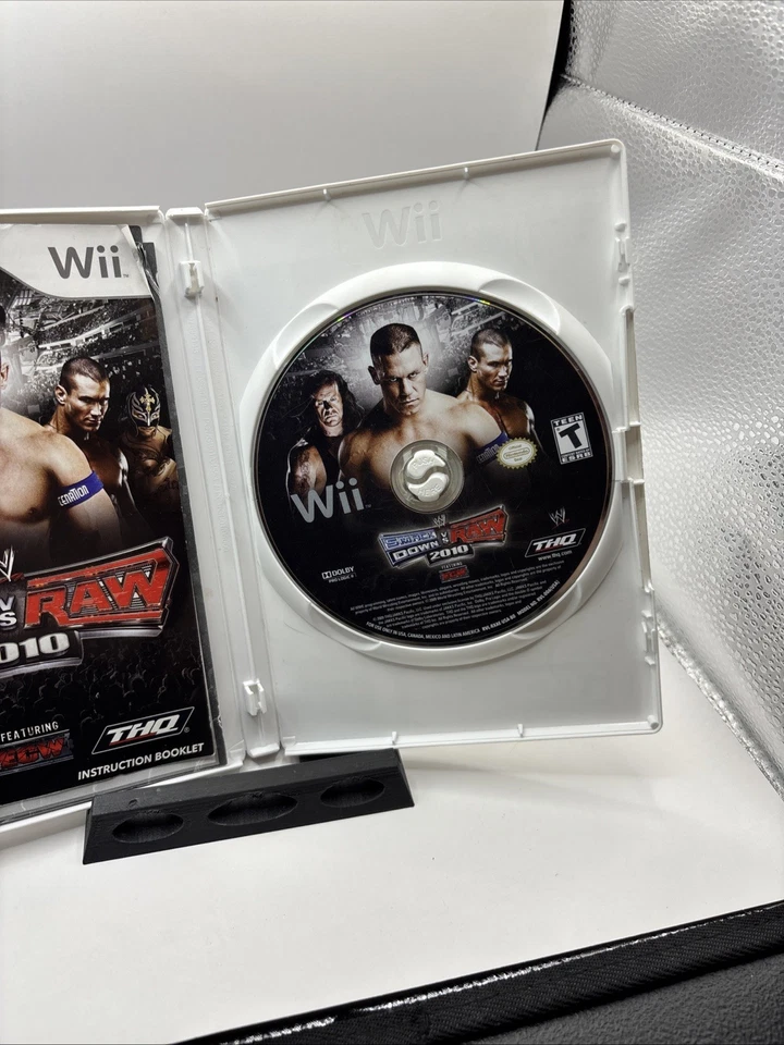 WWE SmackDown vs. Raw 2011 (Nintendo Wii, 2010) CIB Complete *TESTED* - Image 4 of 4