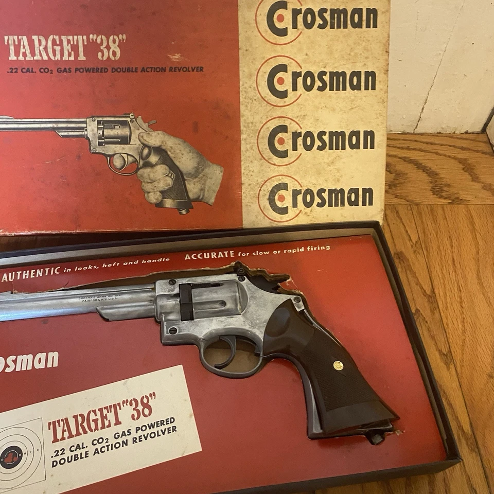 VINTAGE CROSMAN 38T PELLET PISTOL in BOX Target "38" Pistol + Pellets *READ!! - Image 4 of 4