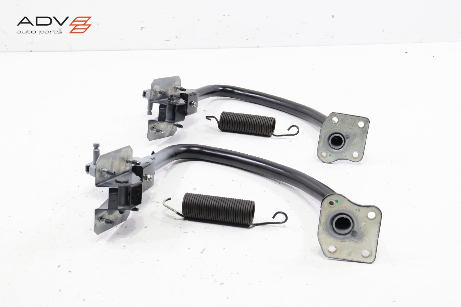 2014 - 2024 MASERATI GHIBLI TRUNK DECK LID LEFT & RIGHT SIDE HINGE LEVEL OEM SET
