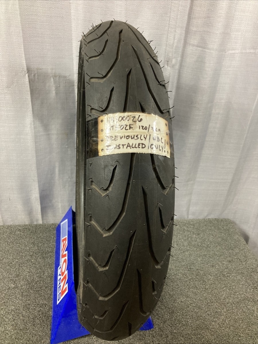 NEW Harley-Davidson Dunlop 120/70R19 MC 60V FRONT MOTORCYCLE TIRE
