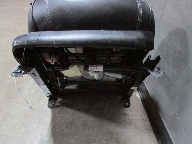 Maserati Quattroporte, RH, Right Front Seat, Black, Used,