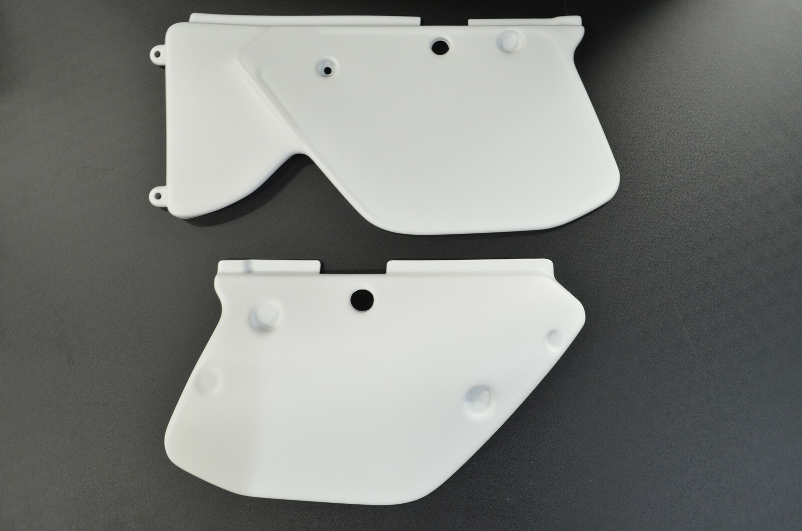 Plaques latérales Yamaha YZ 250 1988 carénage cross blanc vintage