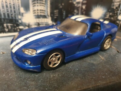 New Ray Dodge Viper 1/32 ohne Verpackung