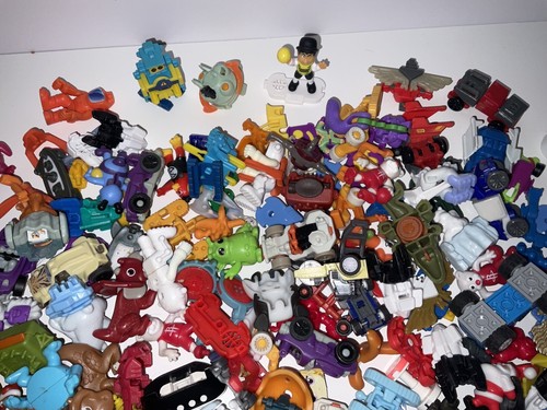 Huge Mixed Lot Kinder Joy Figures & Parts - Picture 2 of 8