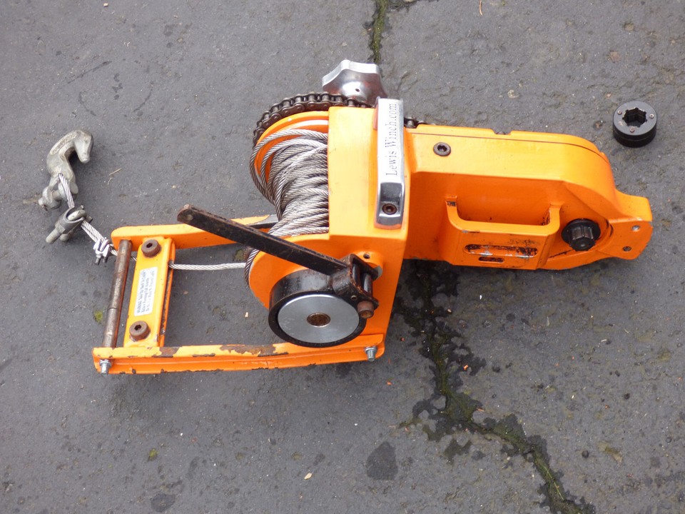 Lewis Chainsaw Winch 400MK2 eBay