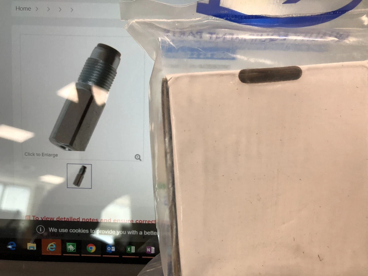 OE Quality 9997165 Fuel Rail Pressure Relief Valve Ford Transit  