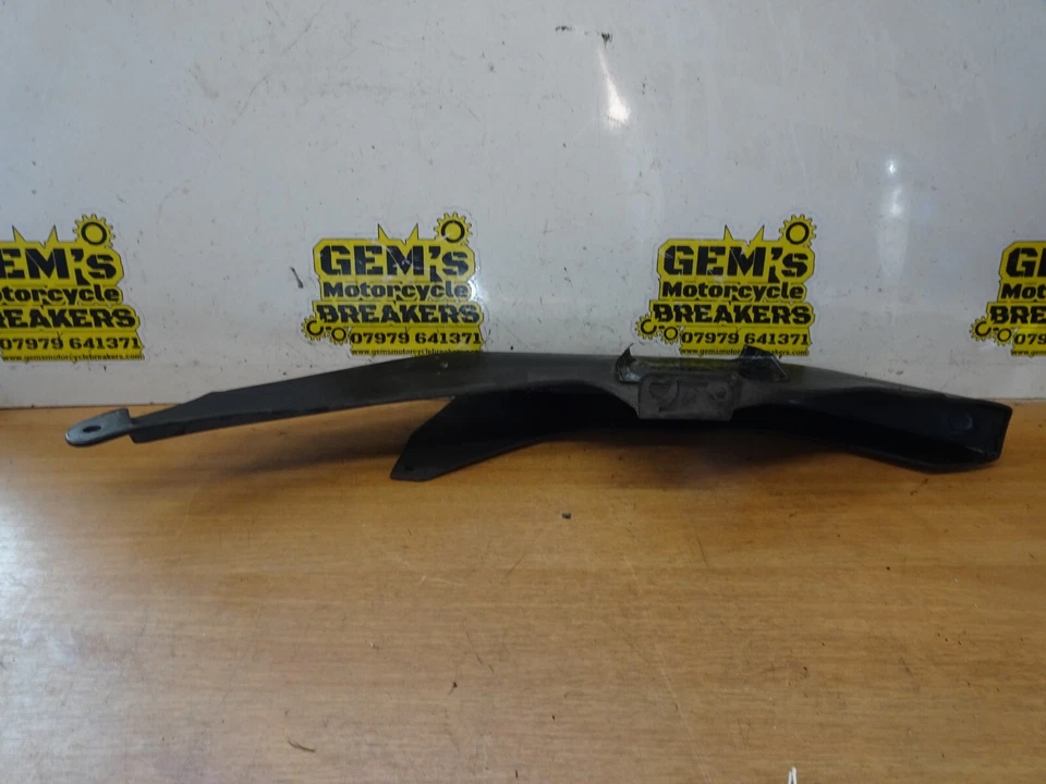 Kawasaki Ninja Zx11 ZX 1100 1990-1992 36014-1170 Chain Guard - Image 2 of 4