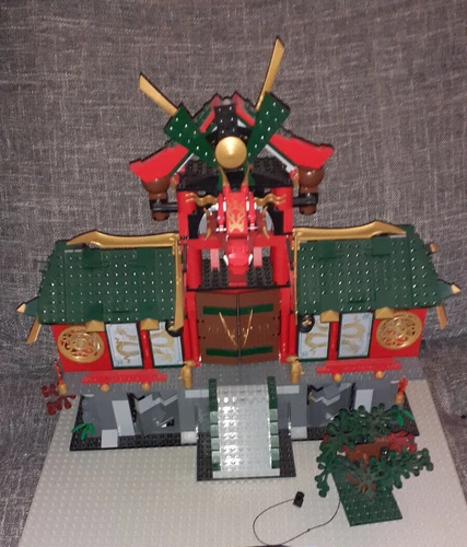 LEGO Ninjago 70728 Ninjago City ohne Bauanleitung, OVP, Figuren aus Sammlung
