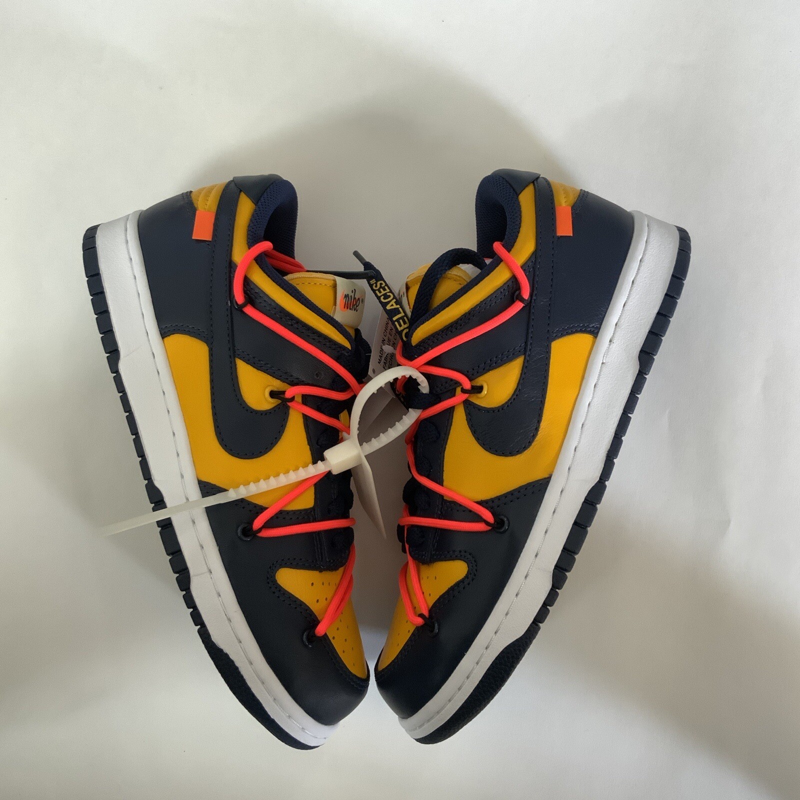 OFF WHITE X NIKE Taglia 7.5 Nike Dunk Low x OFF WHITE University G 2019